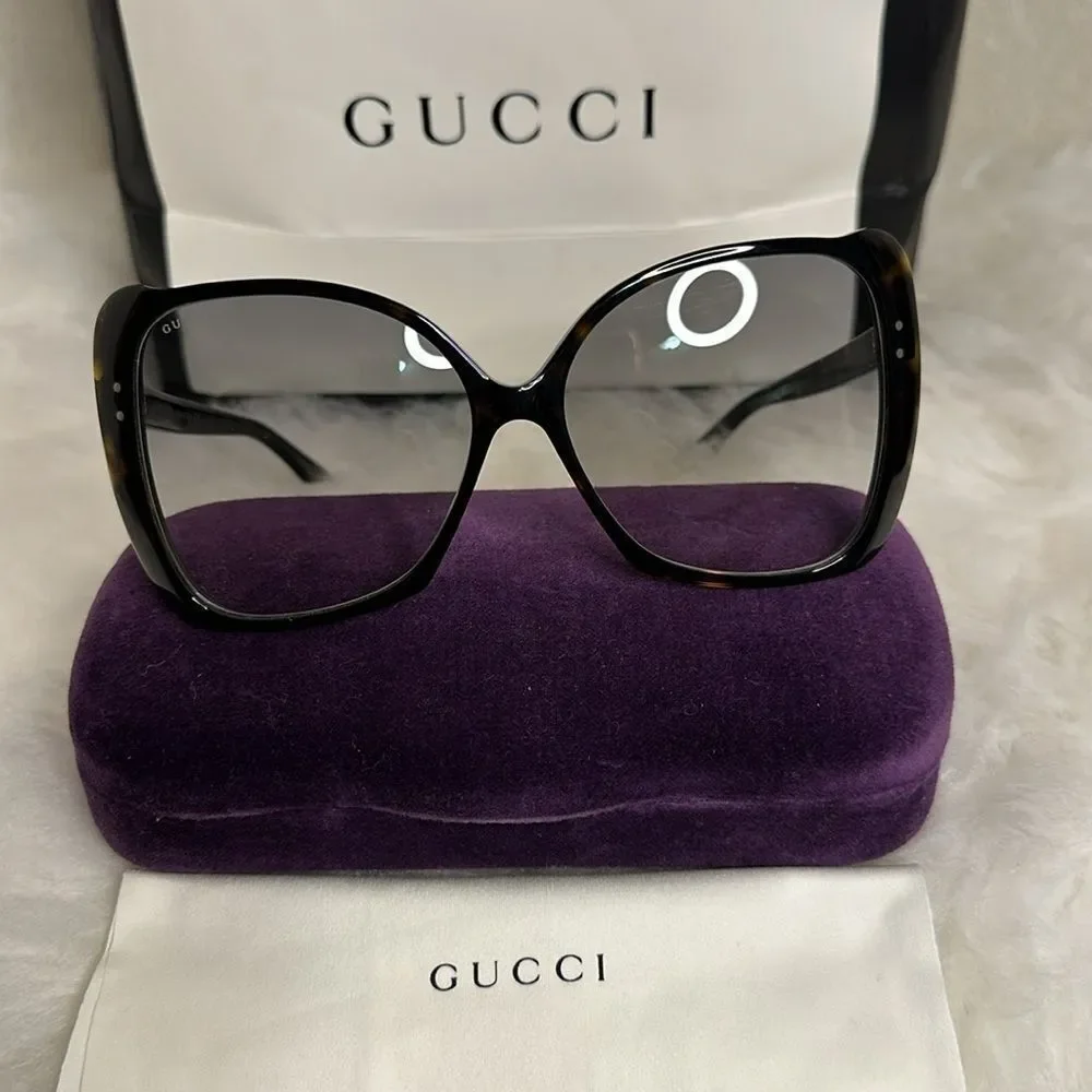 💯Authentic Gucci Sunglasses with Case🍀 - Picture 8 of 16